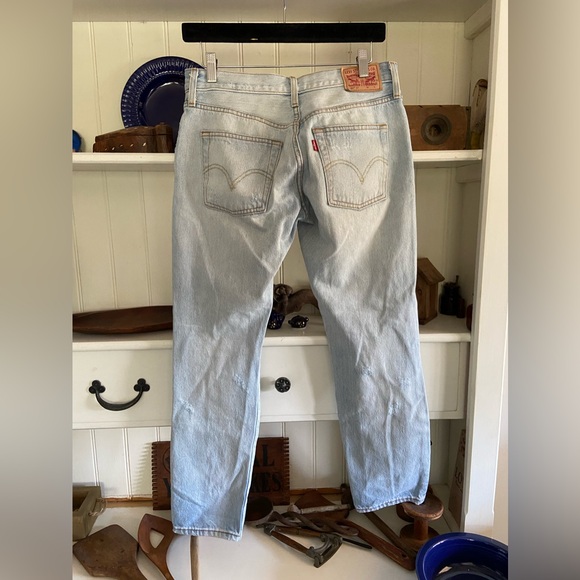 Levi’s - Picture 2 of 6